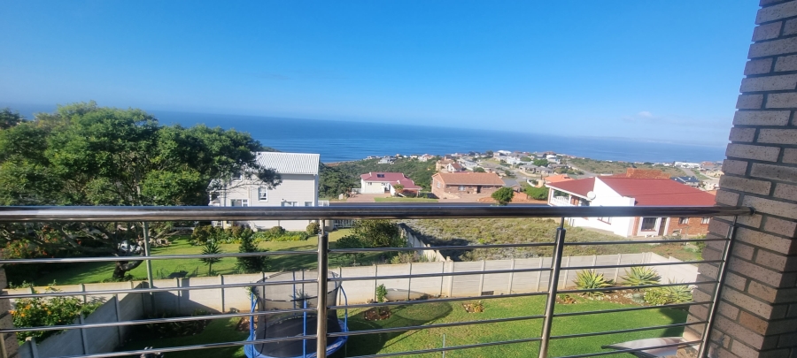 To Let 3 Bedroom Property for Rent in Dana Bay Western Cape
